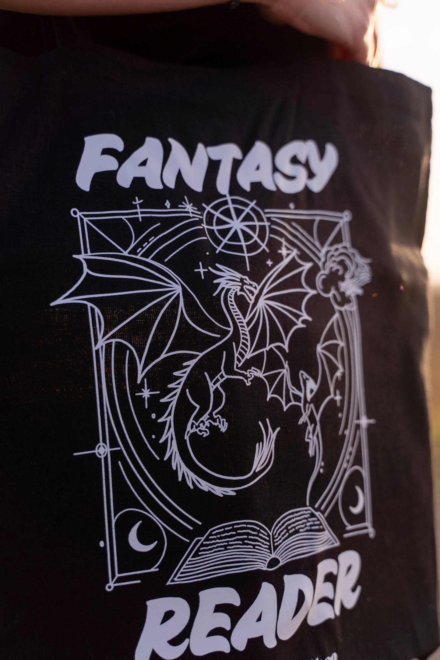 Totebag Fantasy Reader
