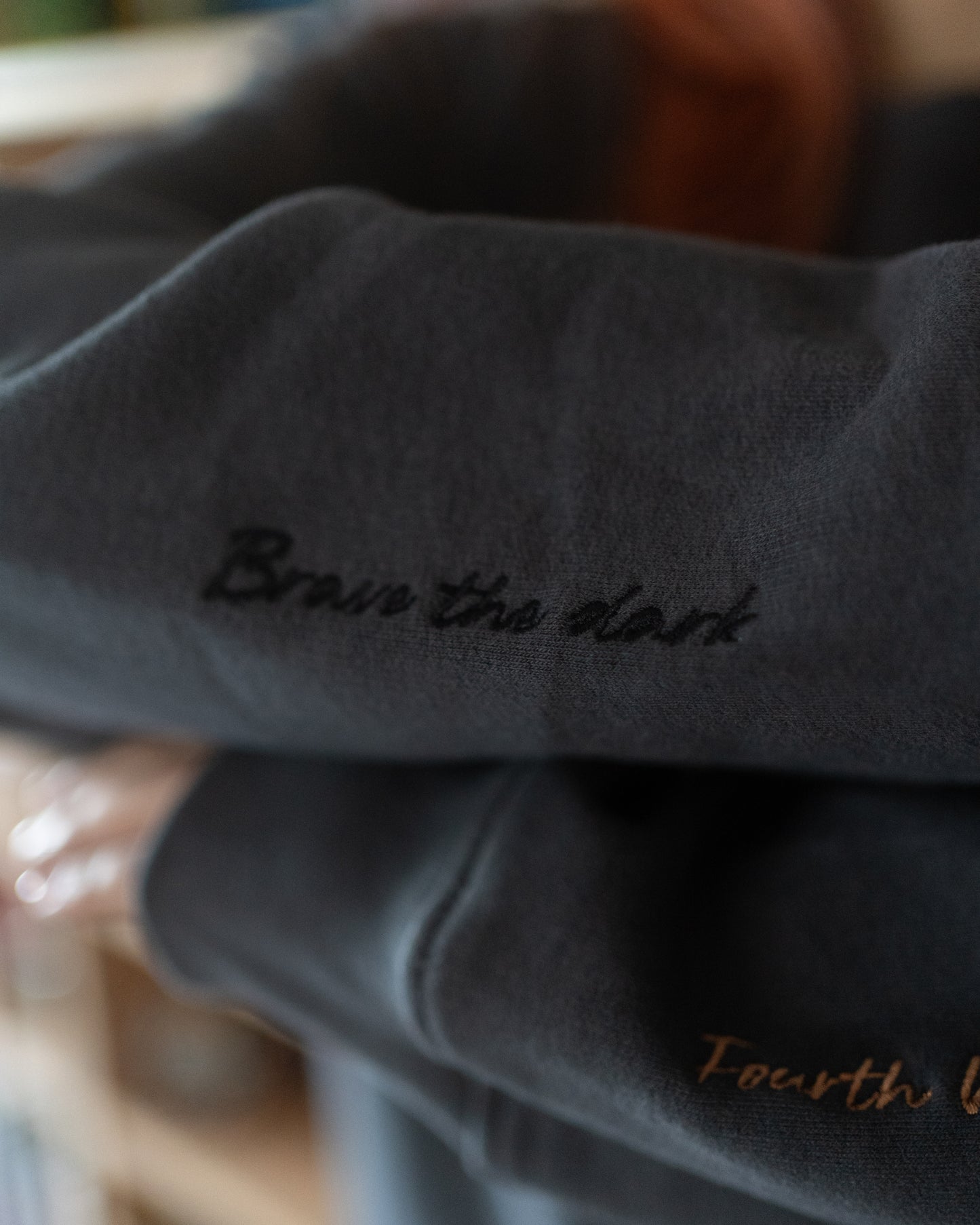 Sudadera Bordada Ónix