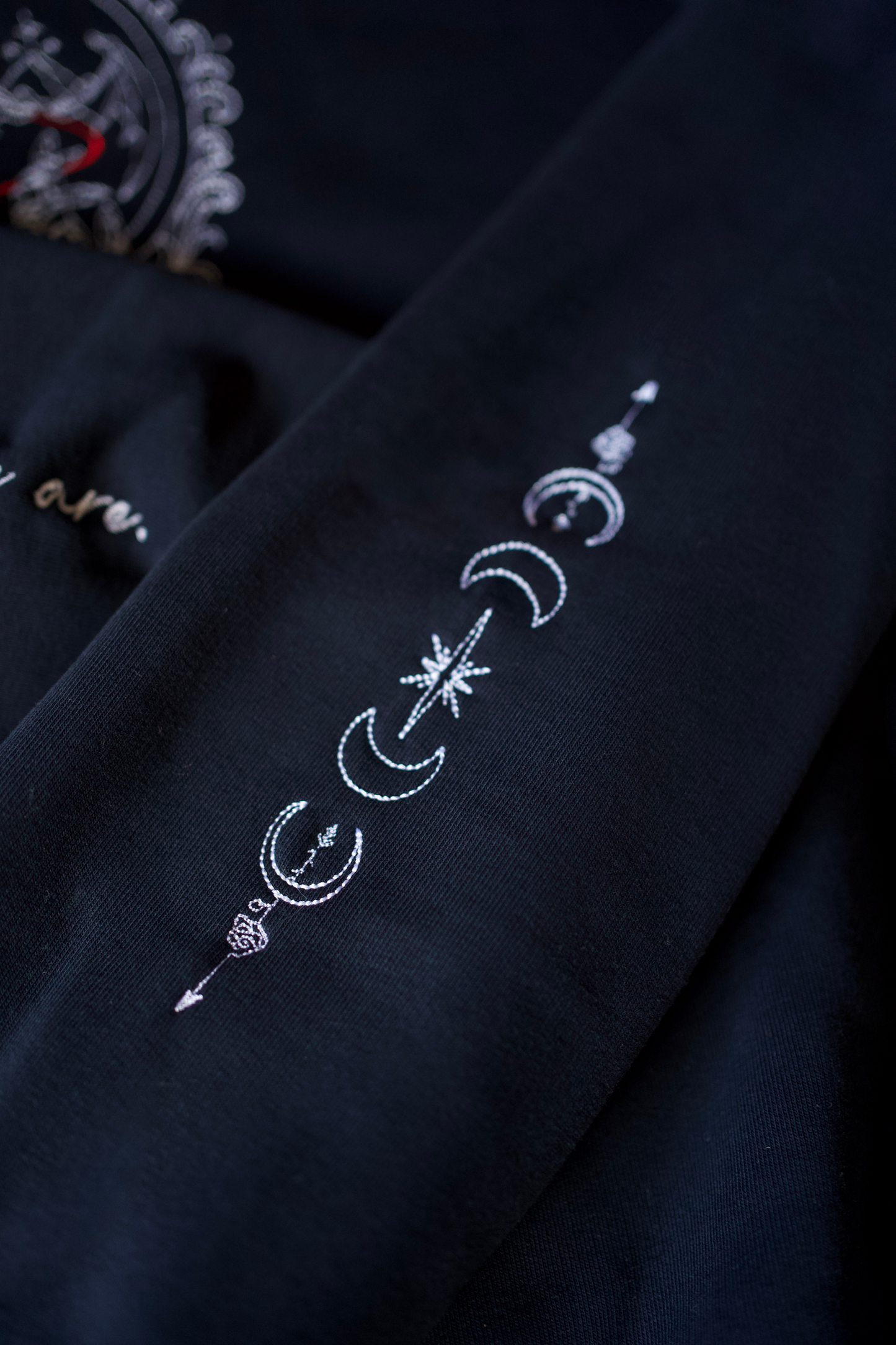 Sudadera Feyre Cursebreaker