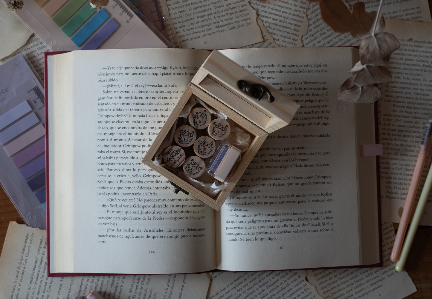 Fantasy Stamps (sellos literarios) ✨🐲